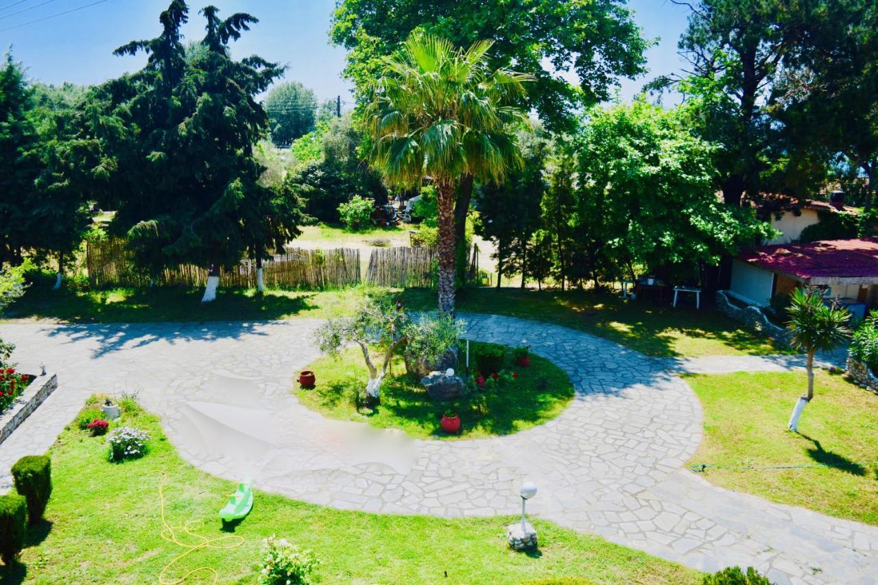 Hotel Kari Ouranoupoli Ngoại thất bức ảnh