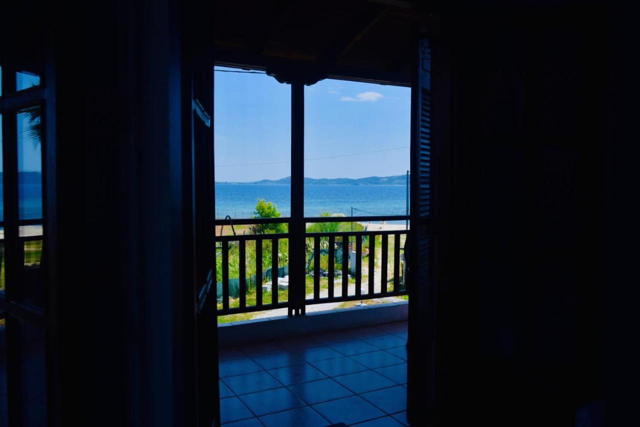 Hotel Kari Ouranoupoli Ngoại thất bức ảnh