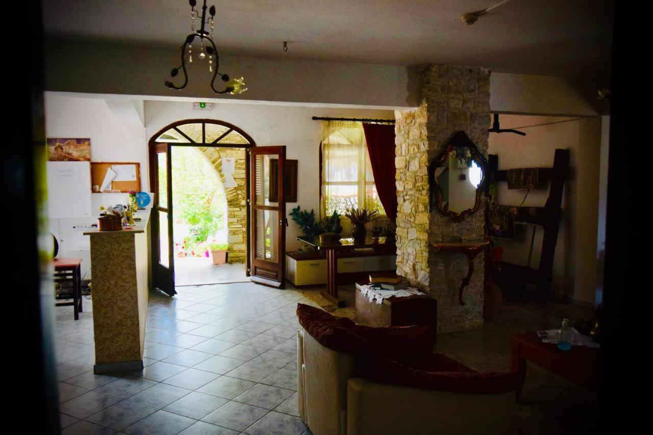 Hotel Kari Ouranoupoli Ngoại thất bức ảnh