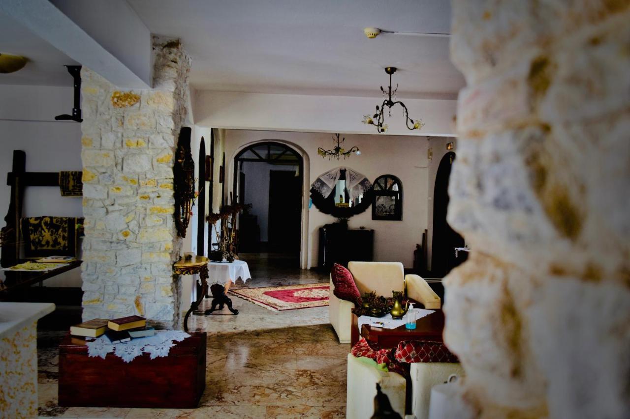 Hotel Kari Ouranoupoli Ngoại thất bức ảnh