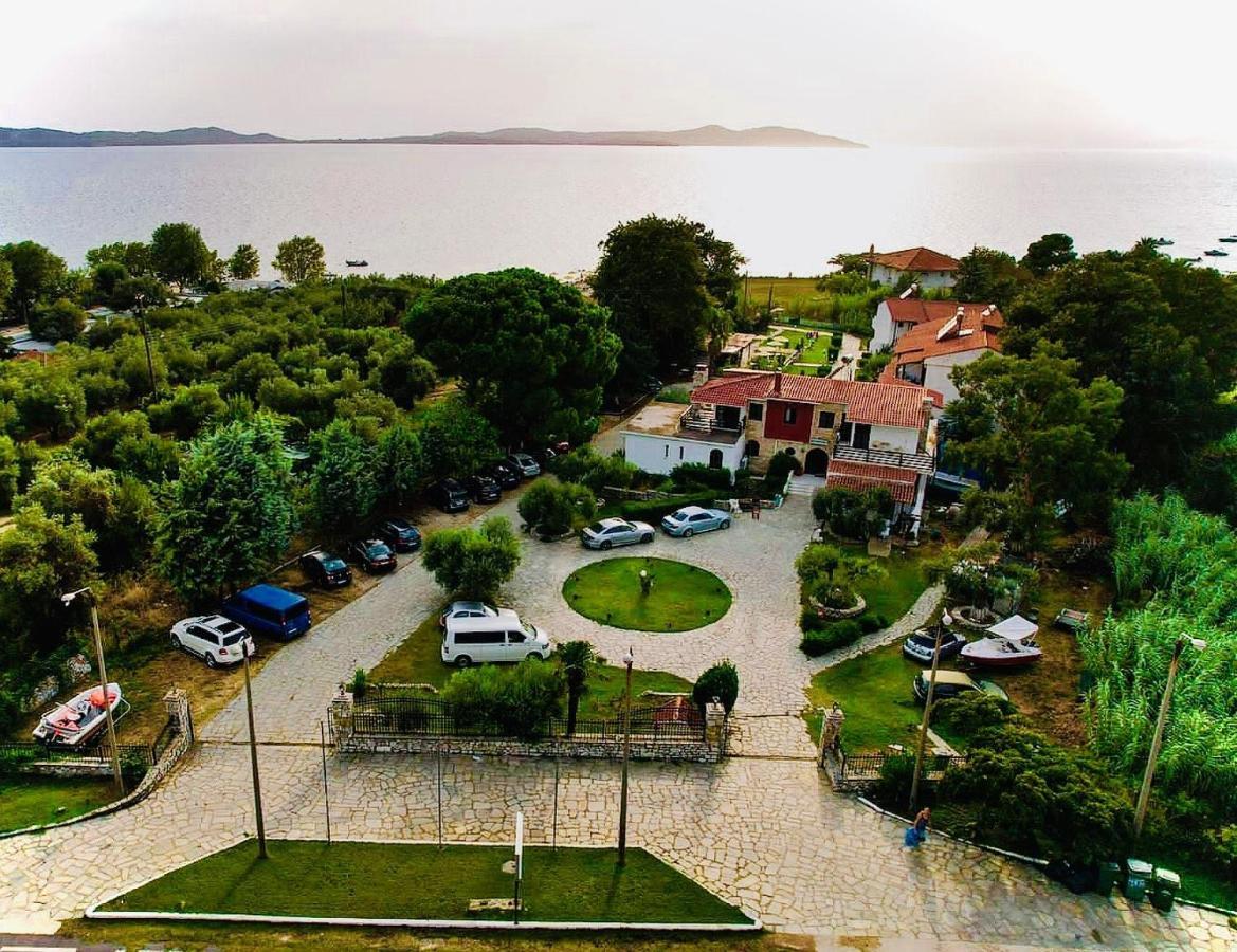 Hotel Kari Ouranoupoli Ngoại thất bức ảnh