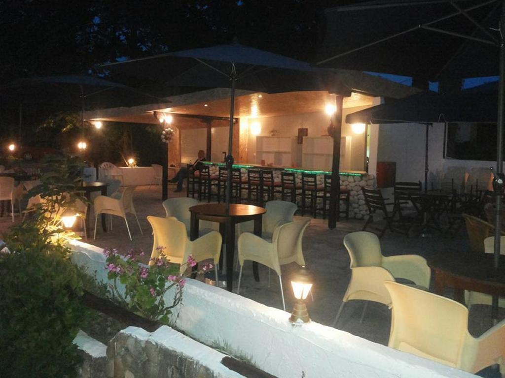 Hotel Kari Ouranoupoli Ngoại thất bức ảnh