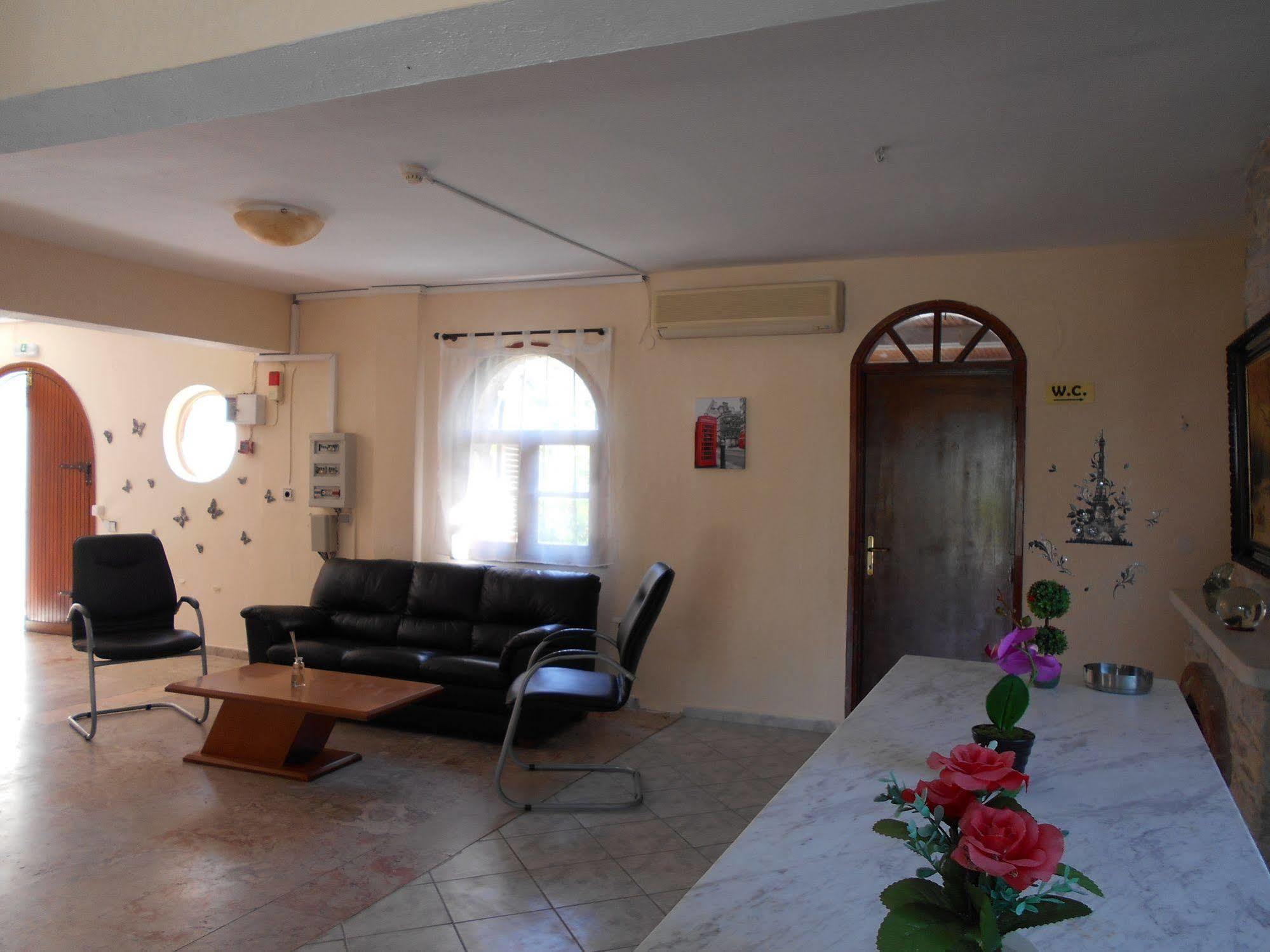 Hotel Kari Ouranoupoli Ngoại thất bức ảnh